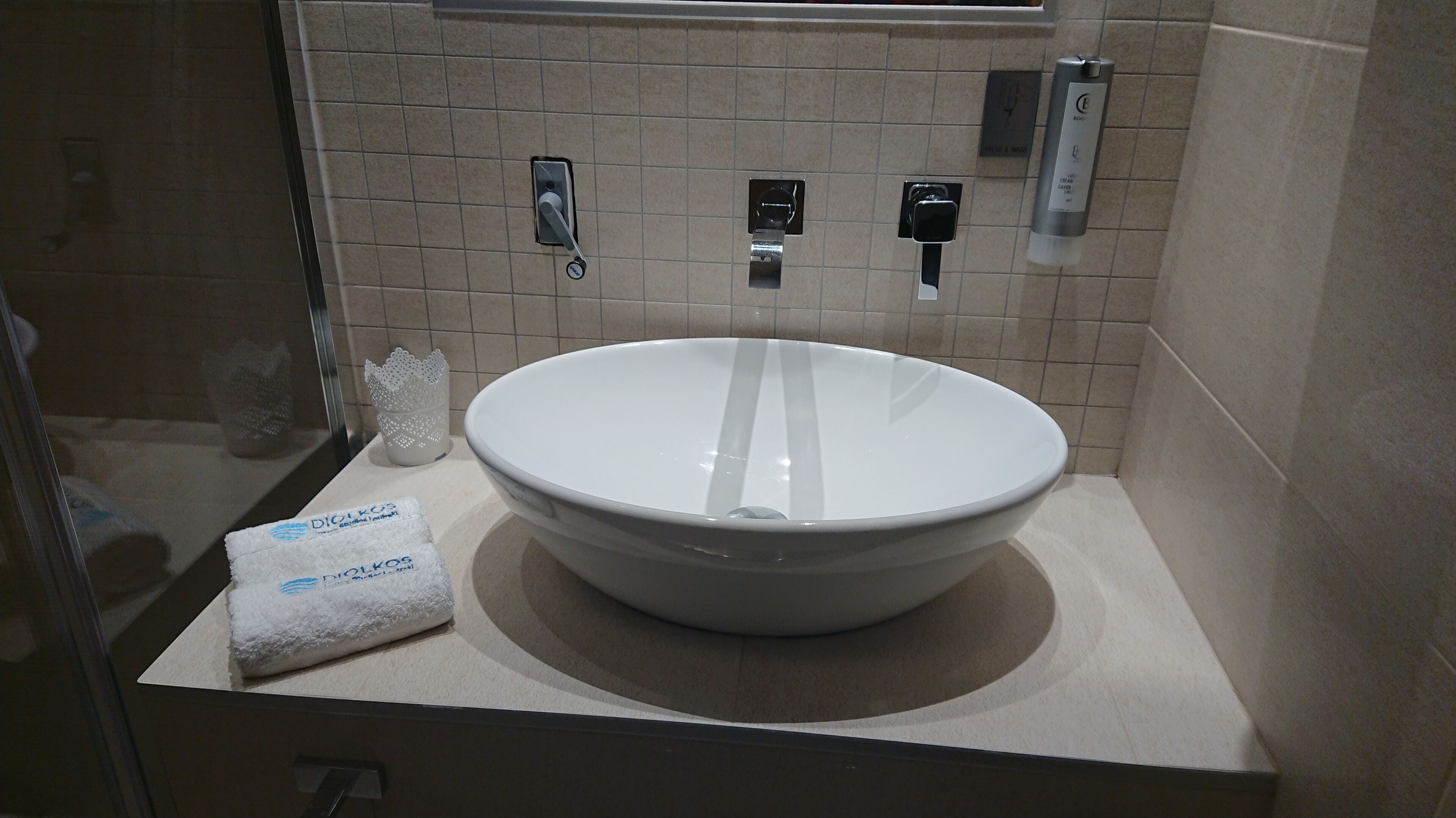 studio | bathroom sink