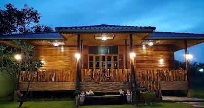 Phupha Inn Resort