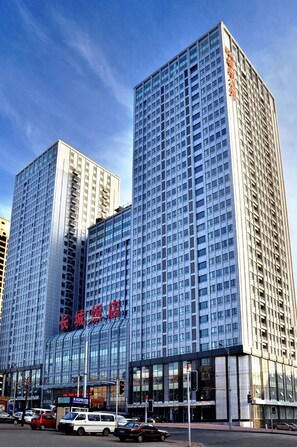 施設の正面