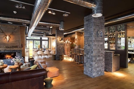 Sala de estar en el lobby. Boutique-Hôtel Chez Jan