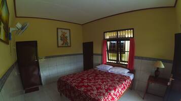 Doppia Standard, 1 letto matrimoniale, vista collina | Lenzuola