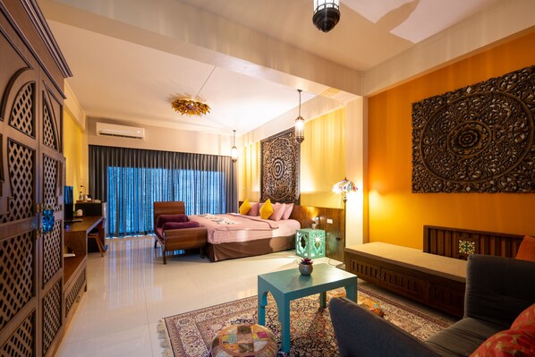 President Suite Room with Balcony | In-room safe, desk, blackout drapes, free WiFi