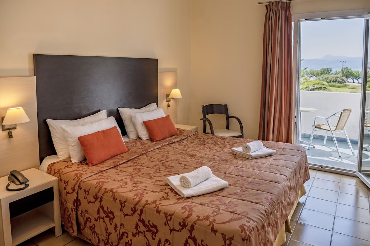 In-room safe, desk, free cots/infant beds, free WiFi