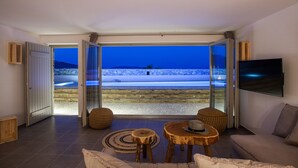 Villa, 2 soverom, sjøutsikt | Oppholdsrom