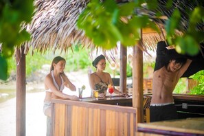 Beach bar - Samloem Laguna Resort (Koh Rong Sanloem)