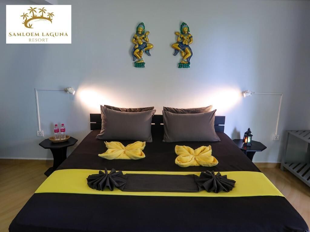 Cortinas blackout, wifi gratis y ropa de cama 