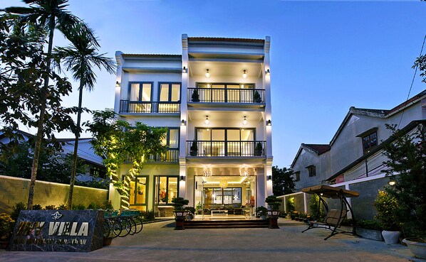 Exterior