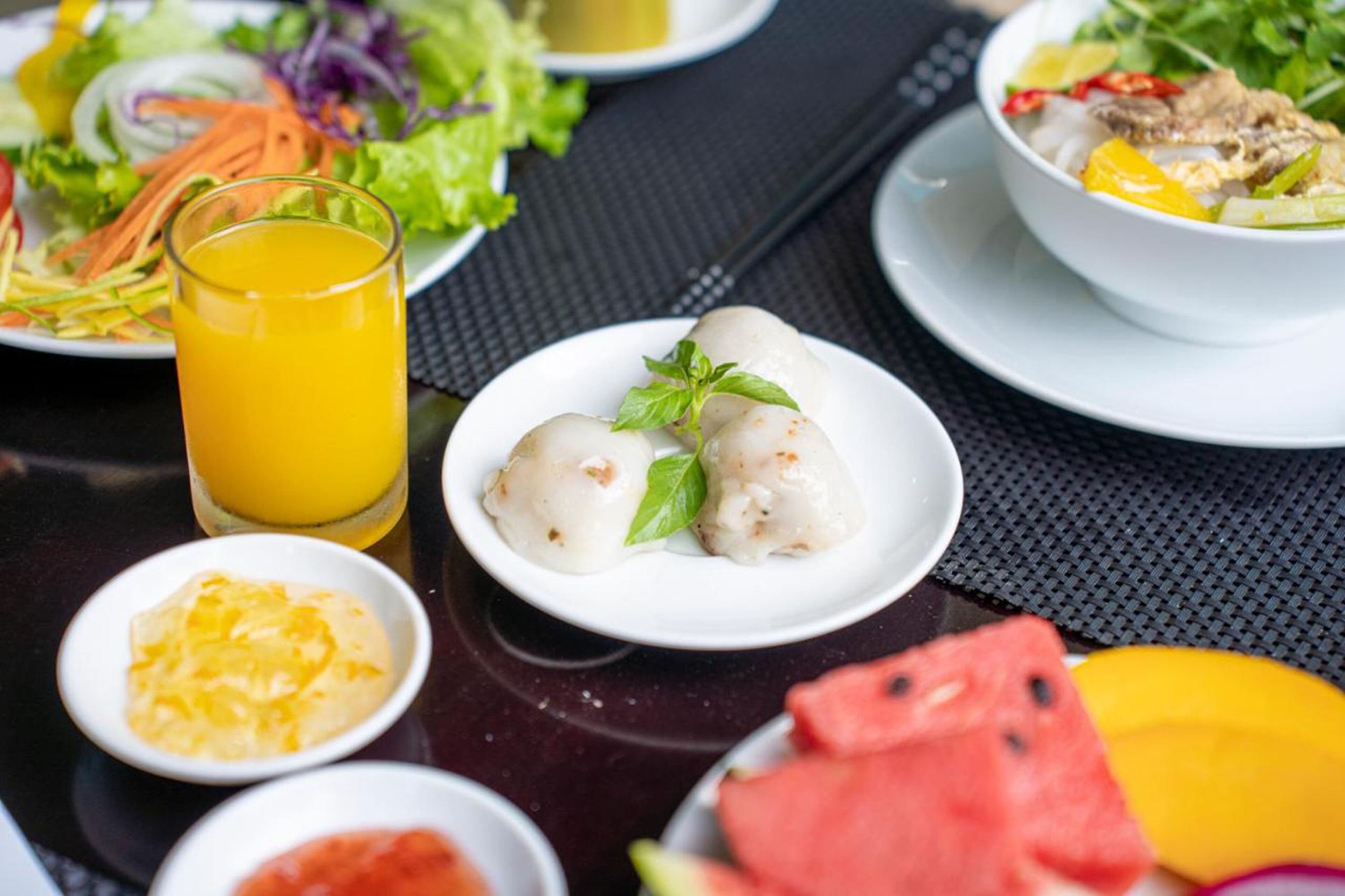 local and international cuisine