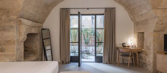 ARCO VECCHIO URBAN SUITE by EPOCA COLLECTION