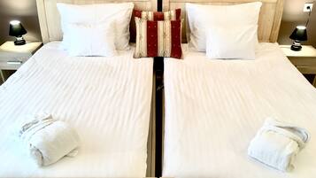 Superior Double Room, Lake View | In-room safe, desk, blackout drapes, iron/ironing board