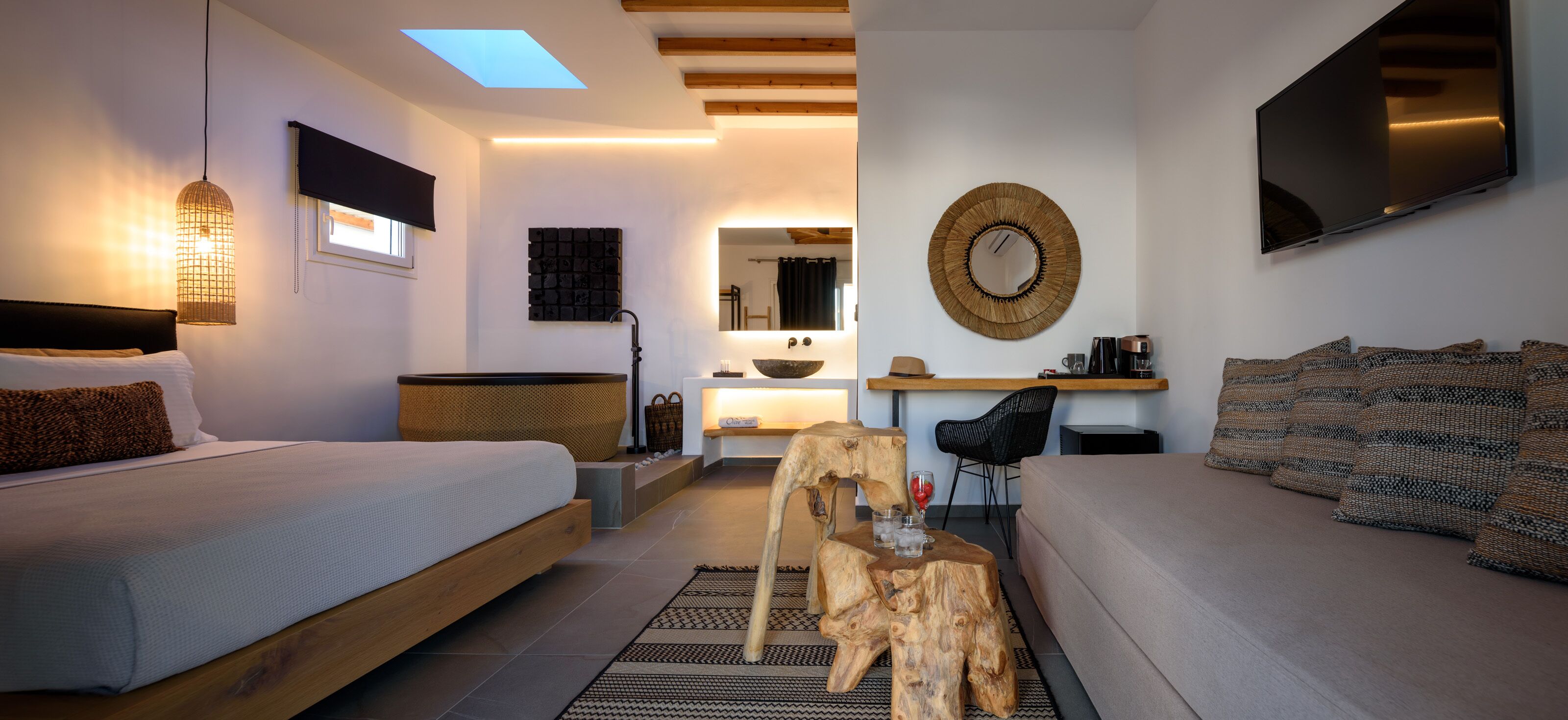 ハネムーン スイート | セーフティボックス (室内)、客室ごとに異なる装飾、客室ごとに異なるインテリア、ノートパソコン用作業スペース