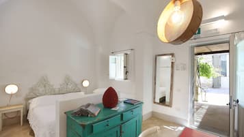 Chambre Deluxe | Bureau, fer et planche à repasser, Wi-Fi gratuit, draps fournis