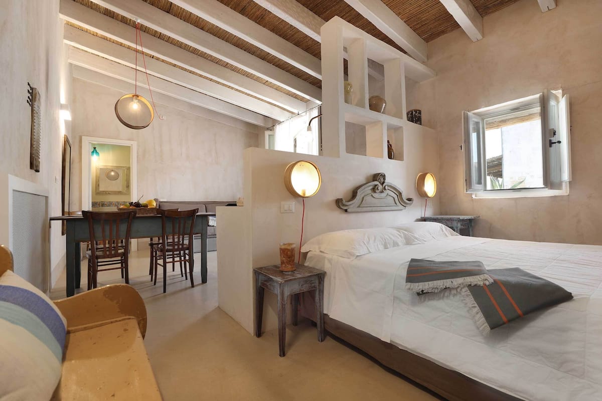 Superior dubbelrum | Skrivbord, strykjärn/strykbräda, gratis wi-fi och sängkläder