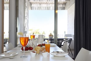 Classic Apartment, 2 Bedrooms | 1 bedroom, soundproofing, free WiFi, bed sheets - Salento Residence & Suite (Lecce)