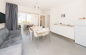 Appartamento Classic, 2 camere da letto | 1 camera, insonorizzazione, Wi-Fi gratuito, lenzuola