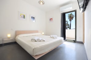 Classic Apartment, 2 Bedrooms | 1 bedroom, soundproofing, free WiFi, bed sheets - Salento Residence & Suite (Lecce)