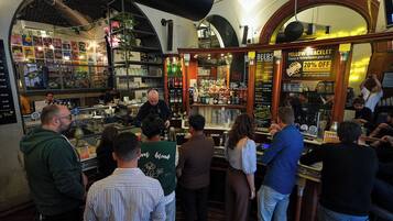 Bar (på overnatningsstedet)