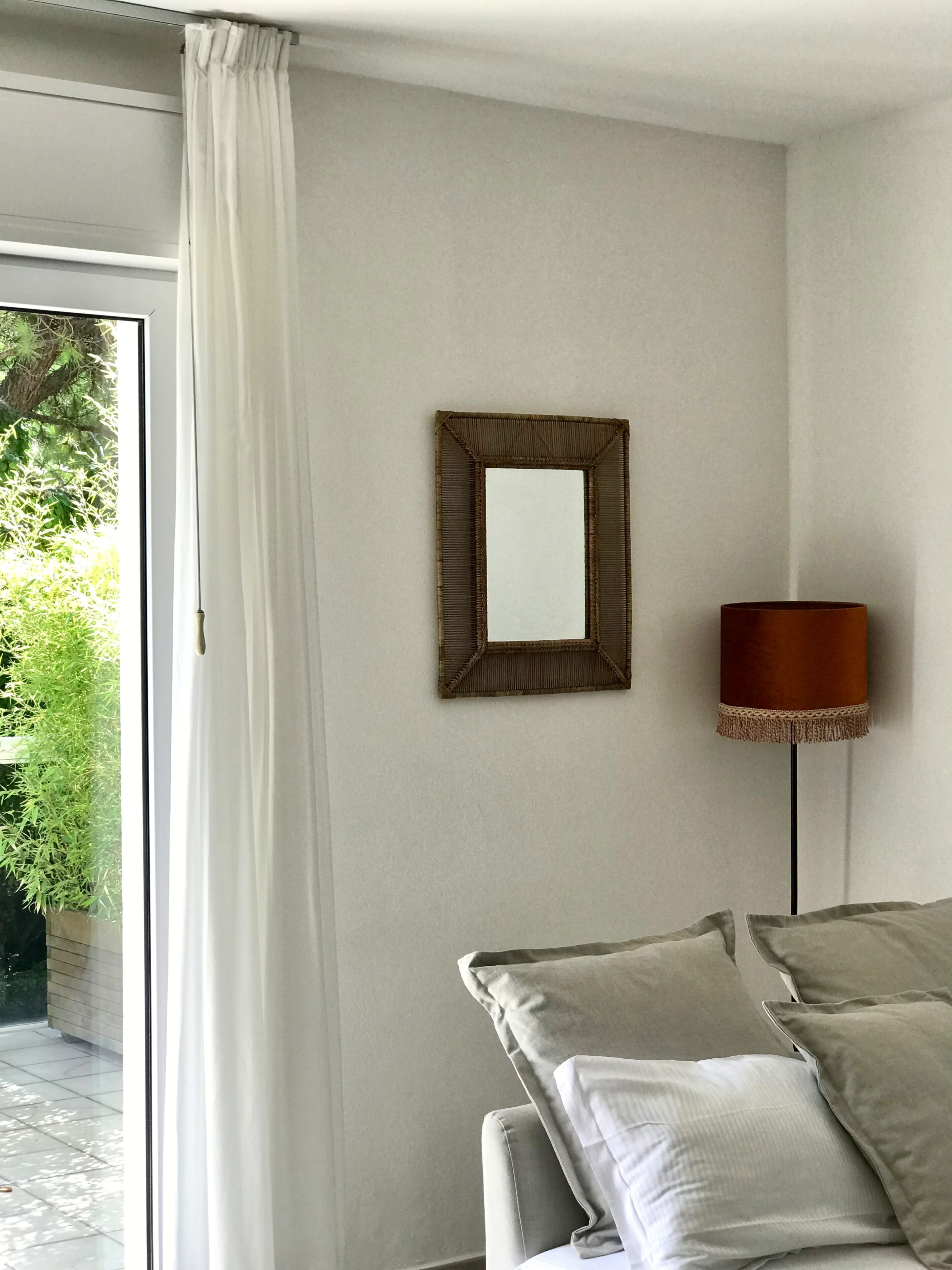 deluxe suite, 1 bedroom, terrace | living room