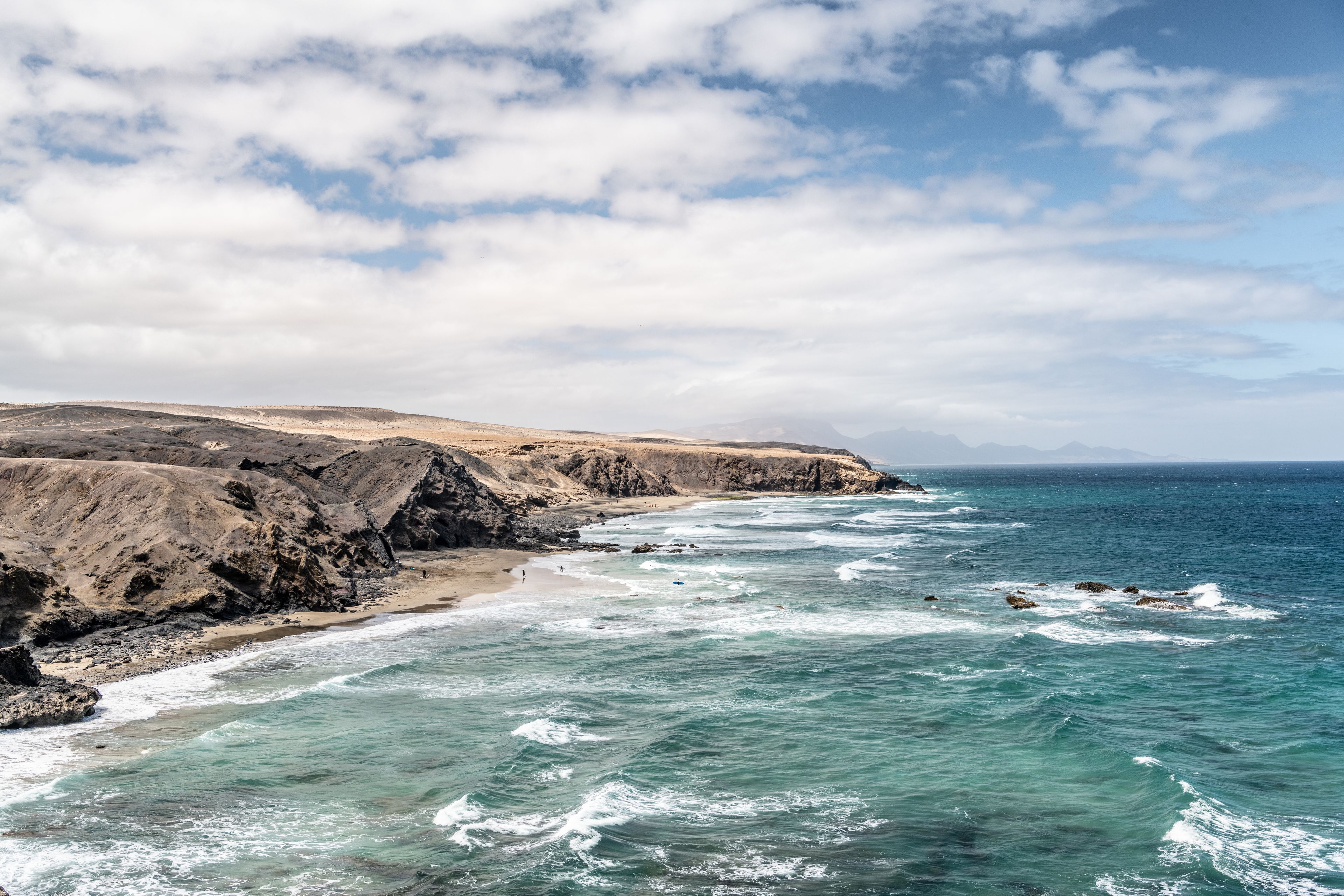 beach nearby, black sand