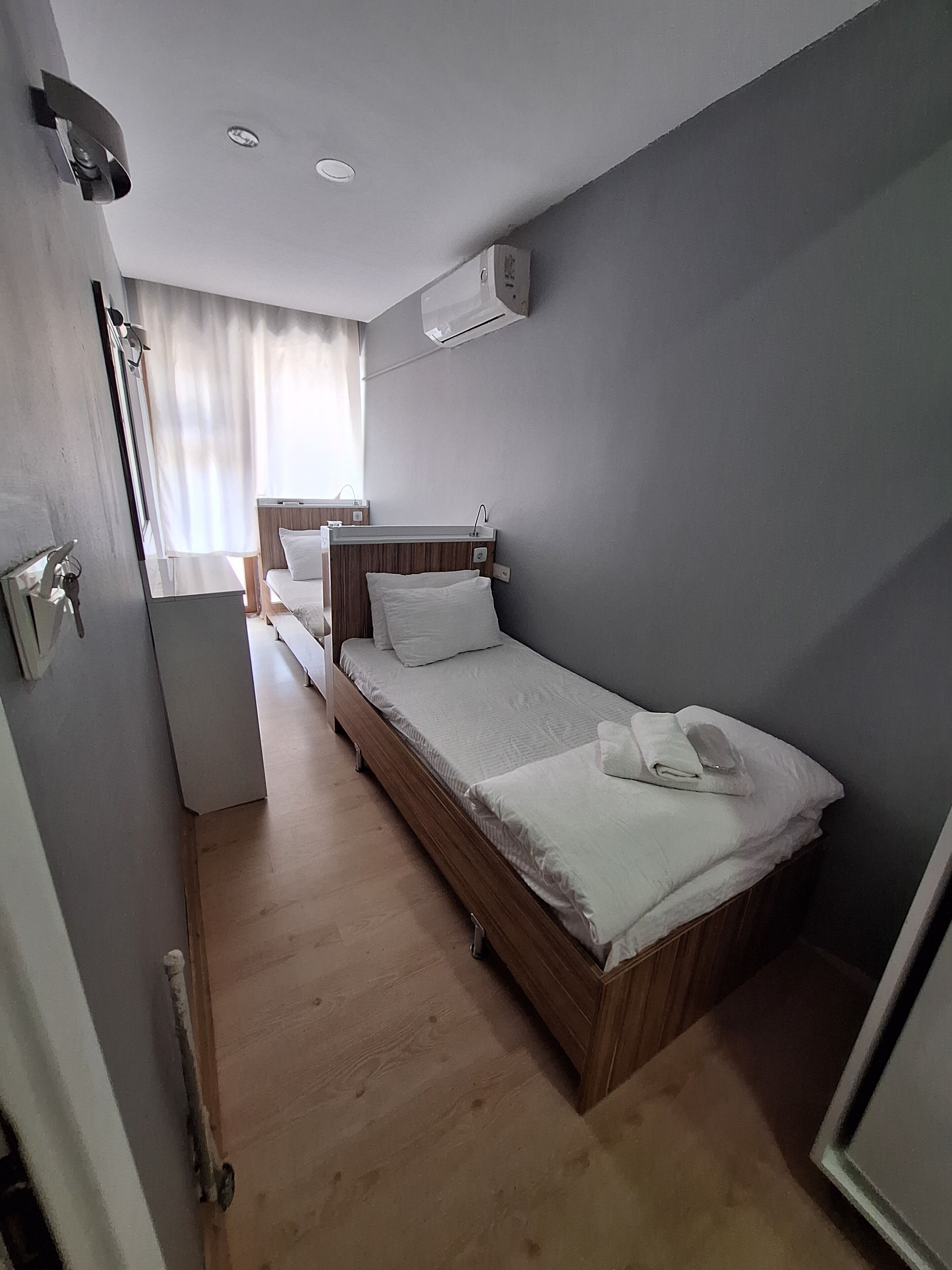 أغطية فراش متميزة وتجهيزات عازلة للصوت وواي فاي مجانًا وملاءات أسرّة