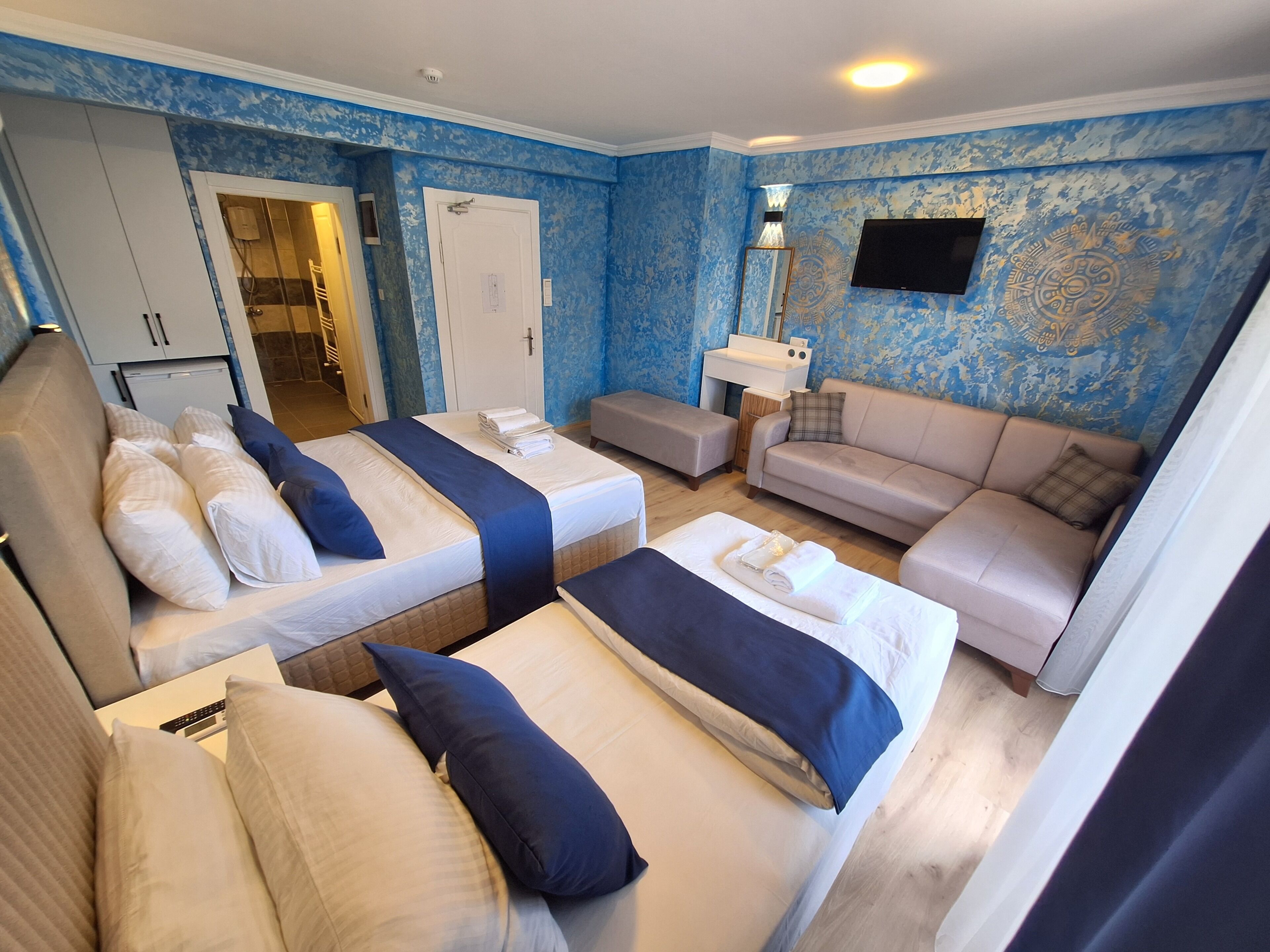 أغطية فراش متميزة وتجهيزات عازلة للصوت وواي فاي مجانًا وملاءات أسرّة