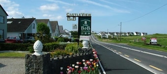 Castleview Golf Course B&B