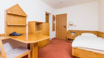Desk, blackout curtains, free WiFi, bed sheets
