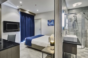 Premium bedding, in-room safe, desk, soundproofing