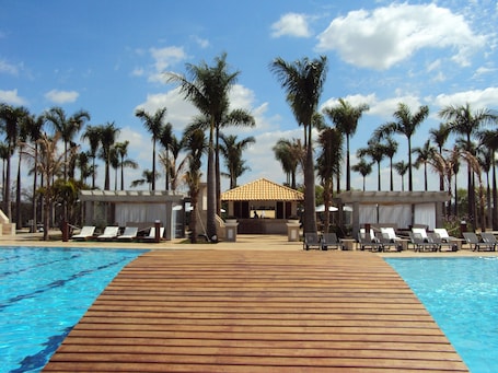 Poolside bar. Hotel Green Village