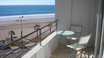 Family Apartment, 2 Bedrooms, Balcony, Ocean View | Balcony