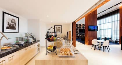 Fiesta Inn Express Cancún Cumbres