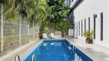 Udendørs pool