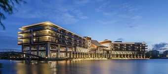 Pullman Zhouzhuang