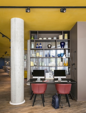 Business centre - OKKO Hotels Paris Porte de Versailles (Paris)