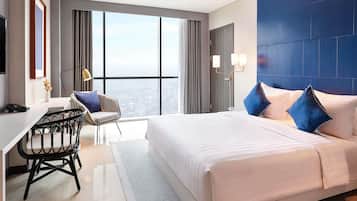 Suite – executive, 1 kingsize-seng | Minibar, skrivebord, skrivebord for bærbar PC og lydisolert