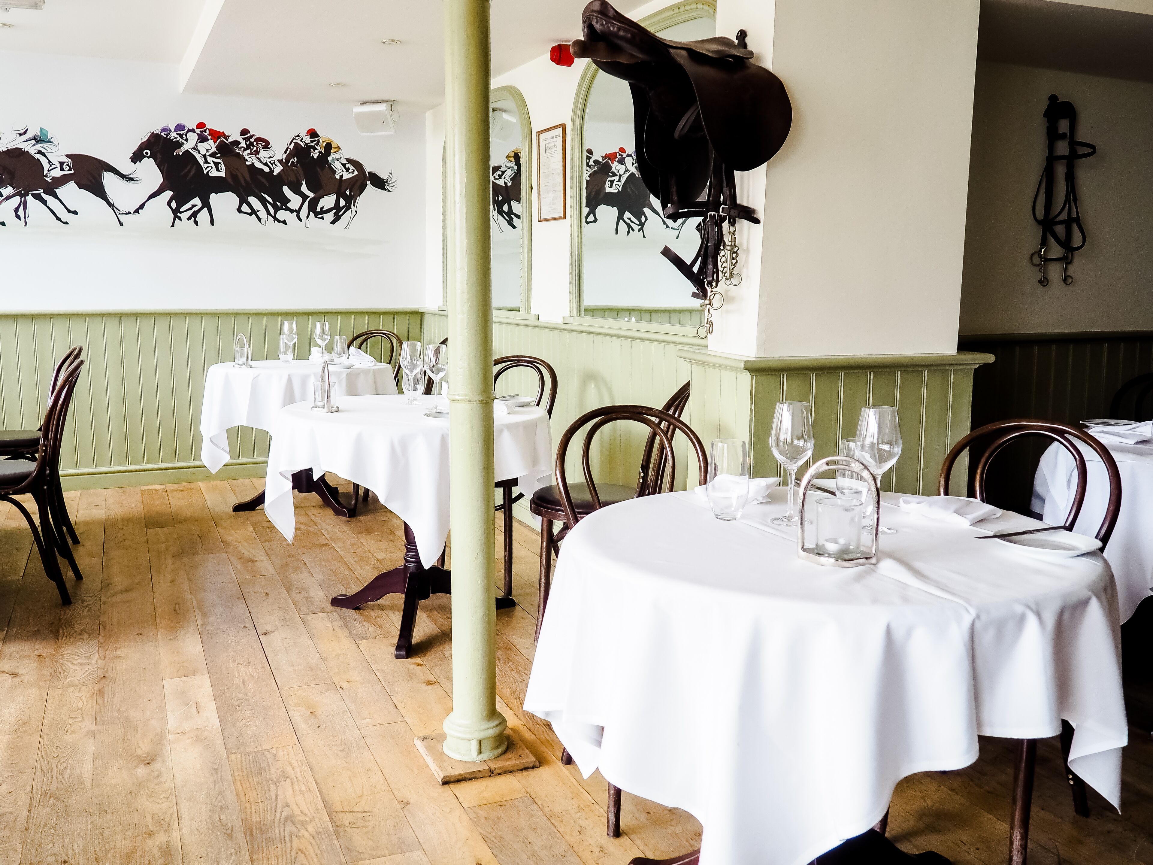 Free daily English breakfast