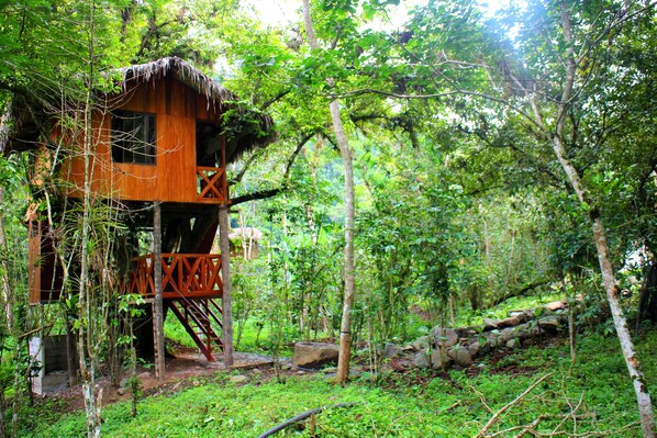 Exterior - Santval (Cumanda)