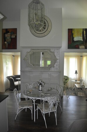 Daily full breakfast (USD 15 per person)