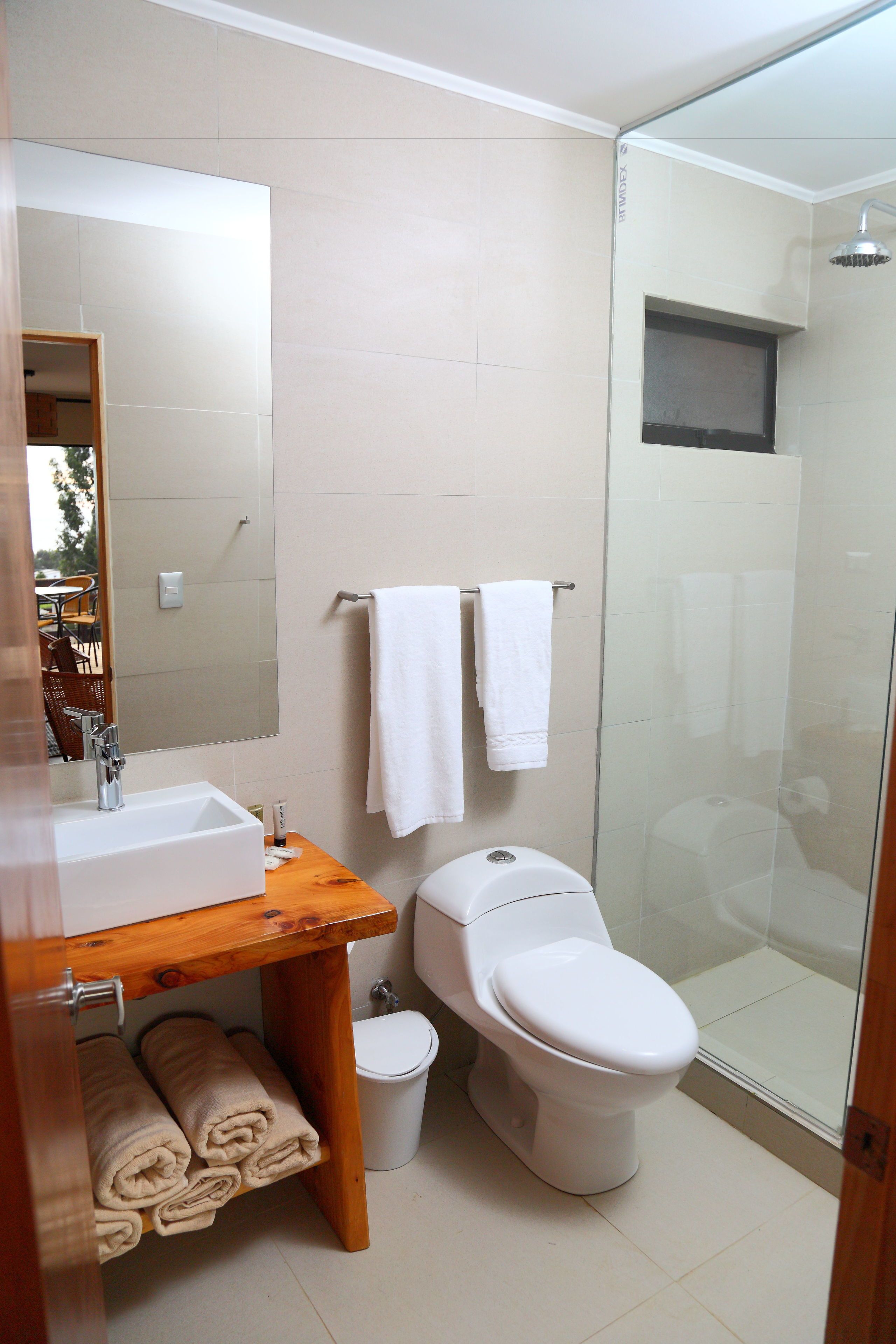 Standard Cabin, 2 Bedrooms, Private Bathroom | Bathroom | Shower, free toiletries, hair dryer, towels