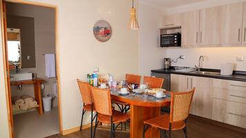 Standard Cabin, 2 Bedrooms, Private Bathroom | Private kitchen | Fridge, oven, stovetop, electric kettle