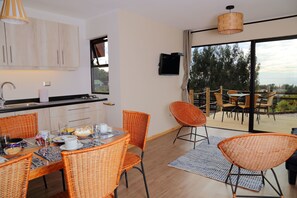 Standard Cabin, 2 Bedrooms, Private Bathroom | Living area