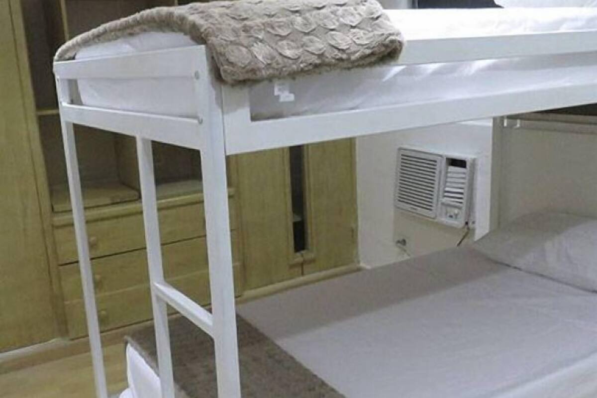 One bed in shared dormitory with shared bathroom | Free WiFi