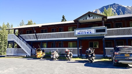 Front of property. Alpine Inn Motel