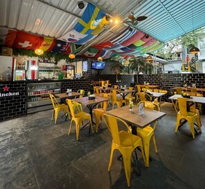 30-Zoll-Smart-TV mit Digitalempfang