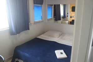 Double or Twin Room, Shared Bathroom - Maraca Hostel (Rio de Janeiro)