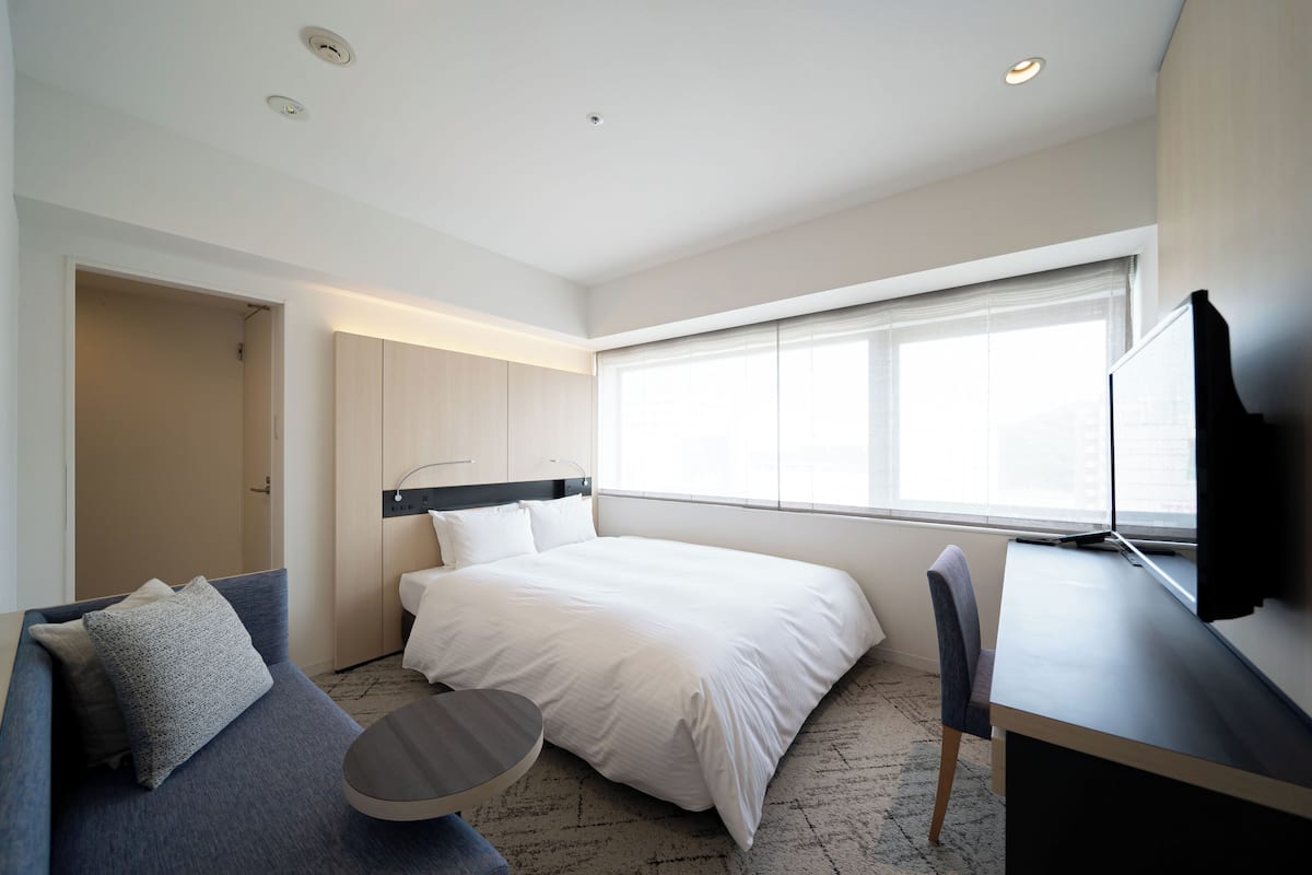 Deluxe tweepersoonskamer, niet-roken (East Building, 23.4sqm) | Een bureau, geluiddichte muren, gratis wifi, beddengoed
