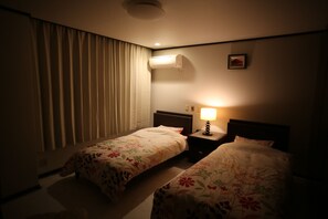 1 bedroom, blackout curtains, free WiFi, bed sheets - BNB21 (Osaka)
