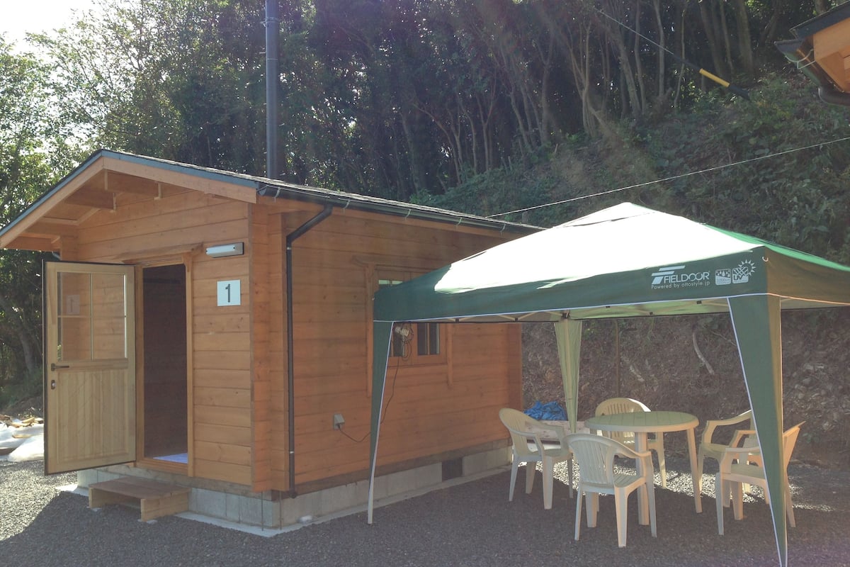 Bungalow, Sleeping bags for 5 Pax | WiFi
