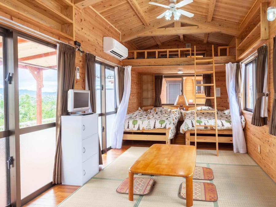 Cabin, Non Smoking (C) | Individually decorated, individually furnished, soundproofing, free WiFi