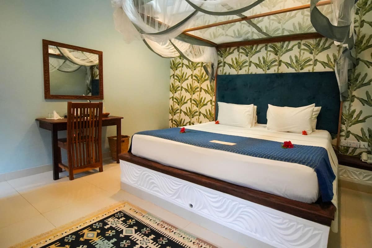 Deluxe Standard Room | Brankas, meja kerja, ruang kerja ramah laptop, dan Wi-Fi gratis
